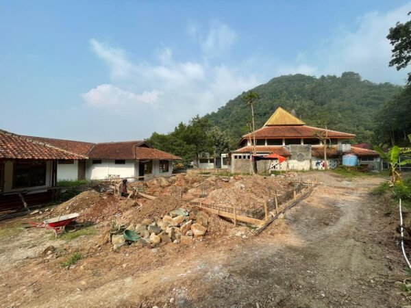 Pembangunan Madrasah Ibtidaiyah